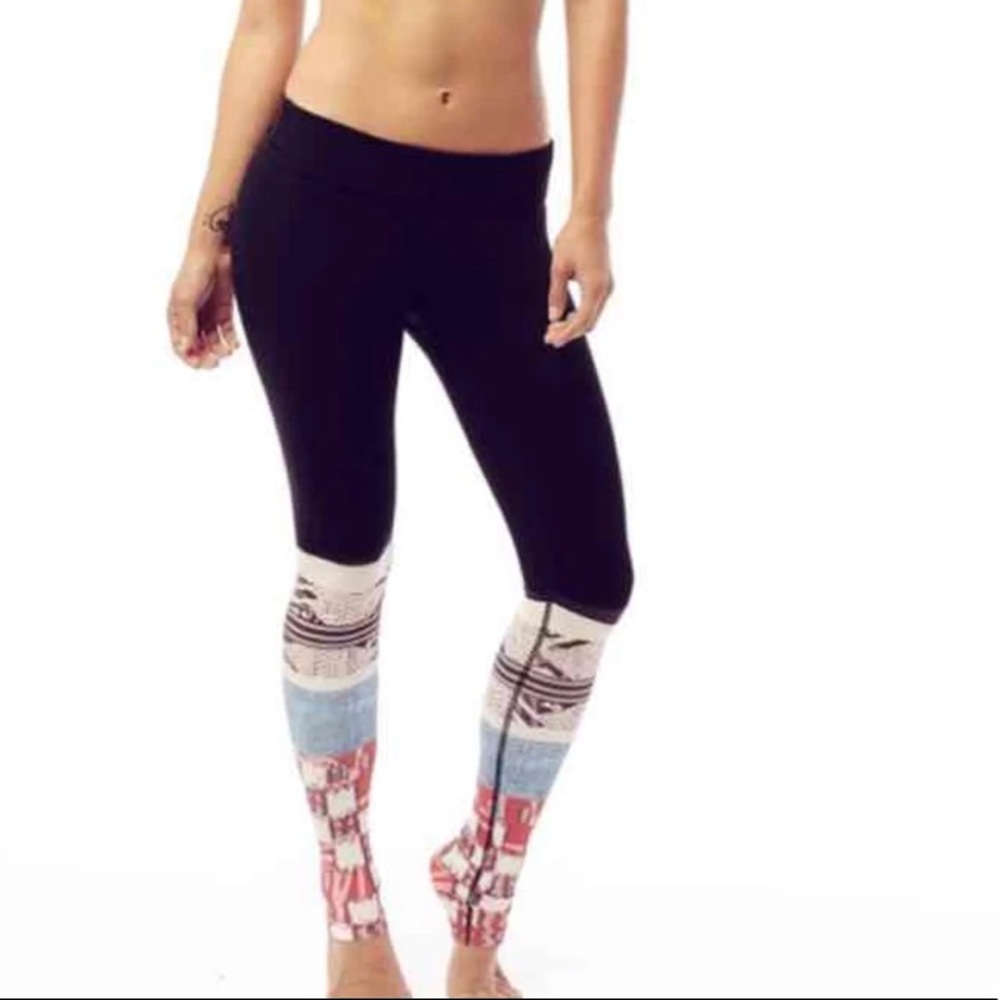 Must be bundled. La Vie Boheme leggings